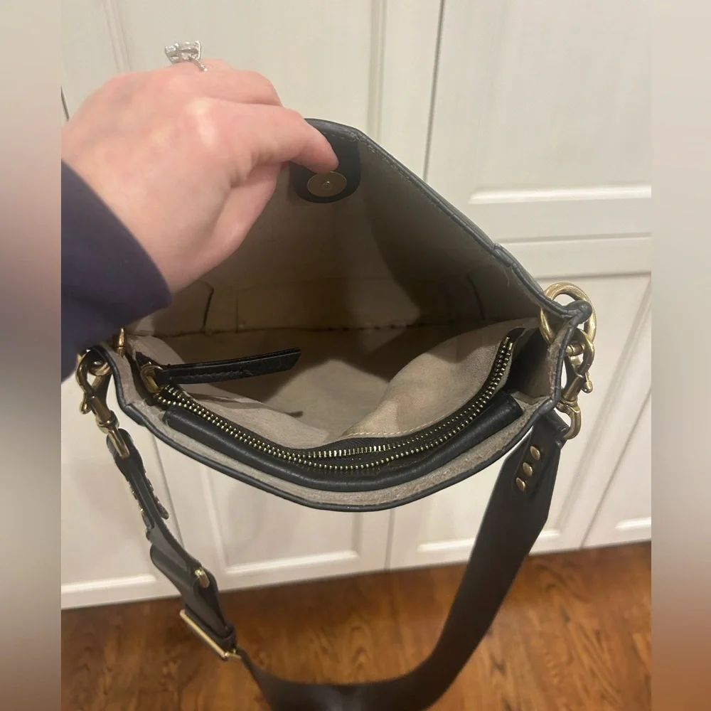 Isabel Marant Oskan Crossbody Bag - Picture 4 of 16